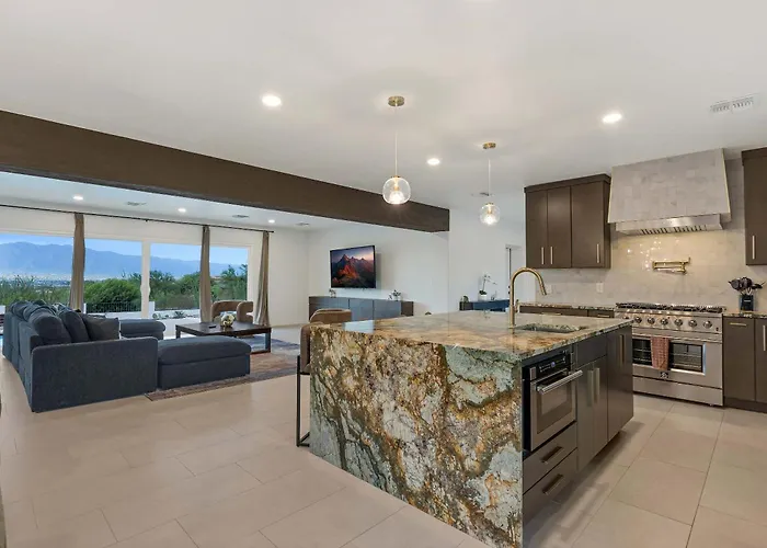 Blue Ridge Estate Stunning Views Heated Pool * Tucson